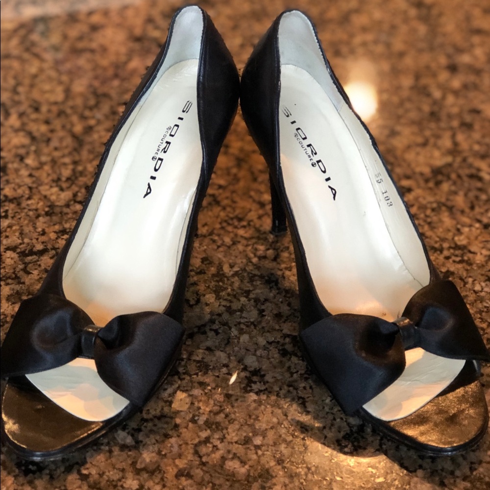 Fancy Black open toe shoes - Size 8.5